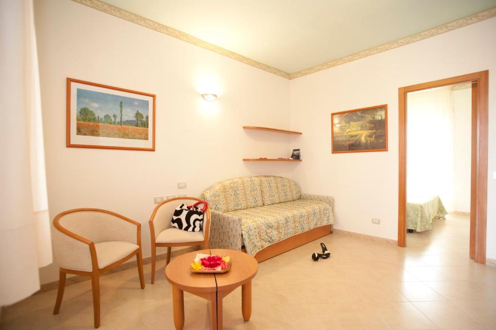Oasiclub Hotel Vieste Habitación foto